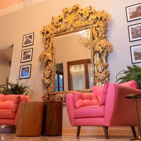 Hostal Poquito A Poquito Valladolid  Kültér fotó