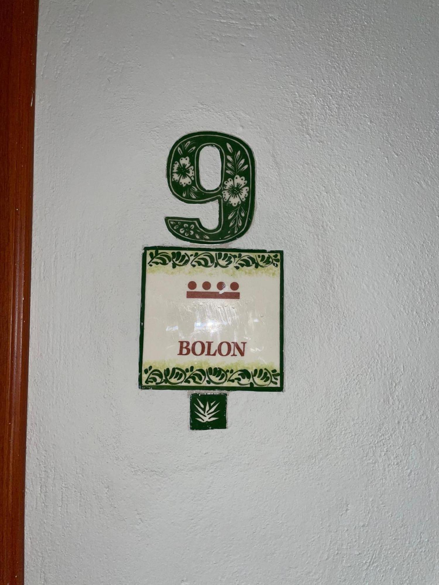 Hostal Poquito A Poquito Valladolid  Kültér fotó