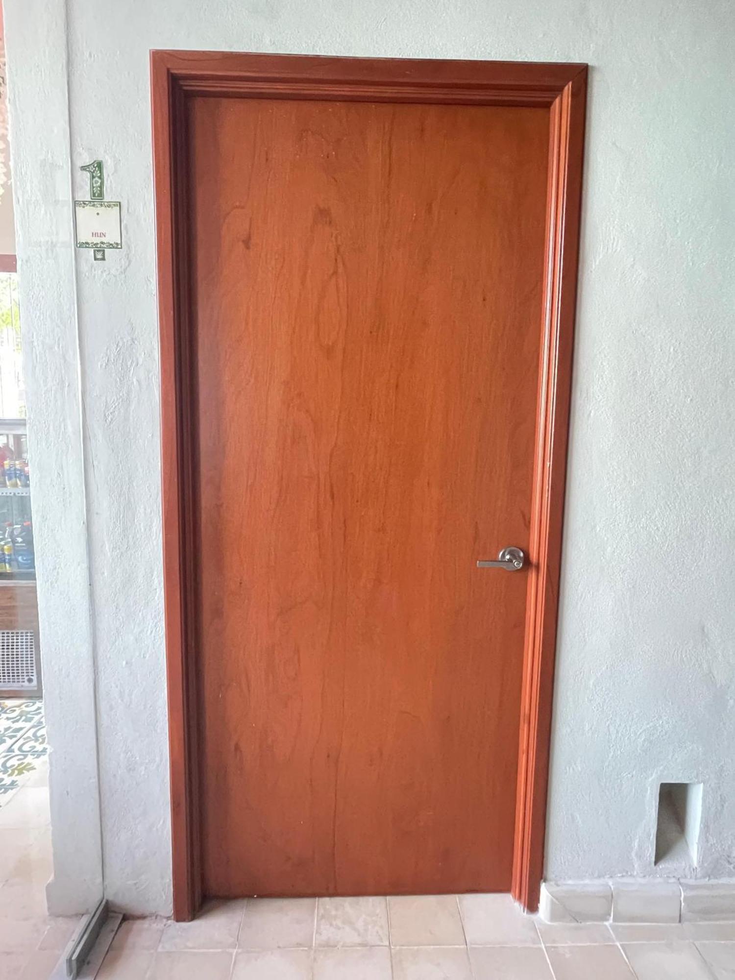 Hostal Poquito A Poquito Valladolid  Kültér fotó